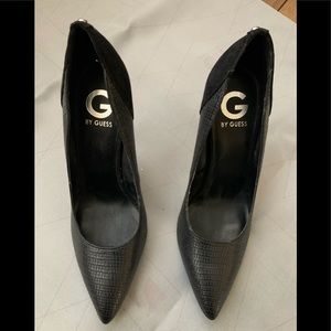 Guess Black Pumps